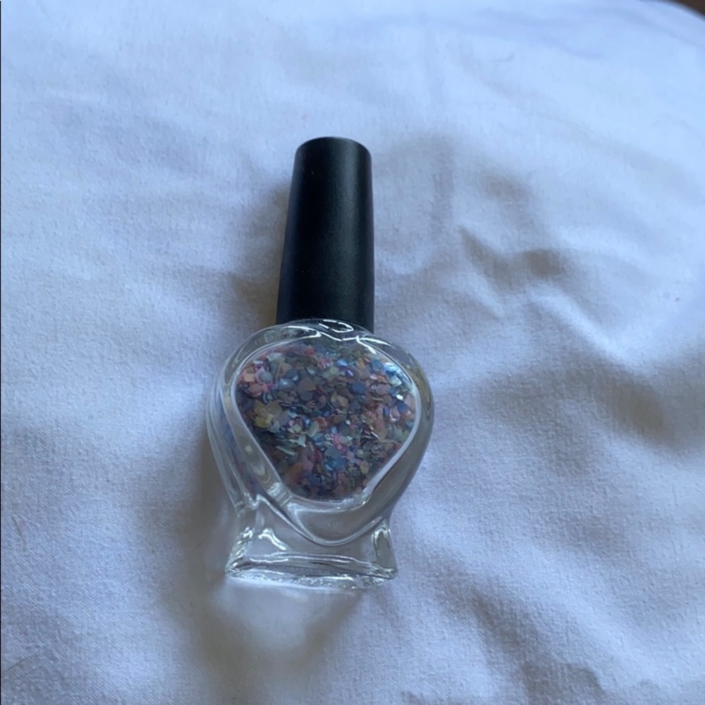 Claire’s Multi-Colored Decorative Nail Rhinestones - Picture 6 of 8
